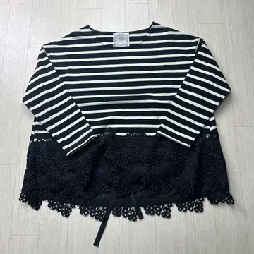 비어즐리 보더 티셔츠 밑단 레이스 롱 T