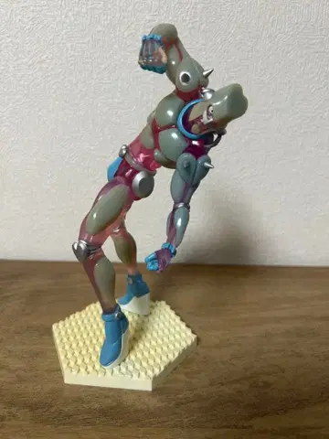 크레이지 다이아몬드 피규어