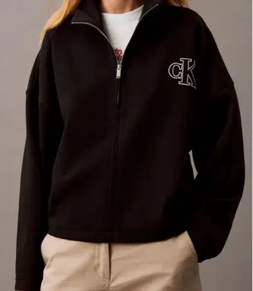 CK 블랙 집업 맨투맨