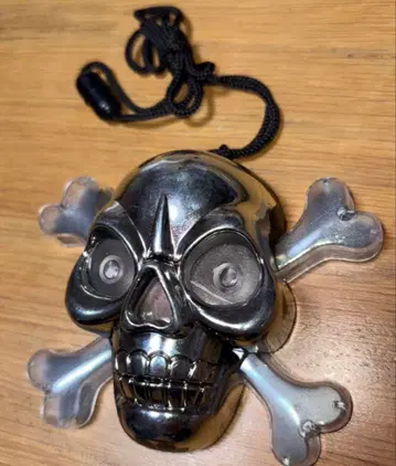 플래시 스컬 해골 도쿠로 실버 배터리로 눈과 뼈가 빛나는! 빛나는 피규어