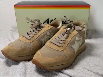 Athletic 베이지 러닝화