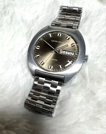 [ 작동품 ] CARAVELLE 자동 감기 오토매틱 손목시계 앤티크