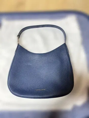 MICHAEL KORS 네이비 숄더백