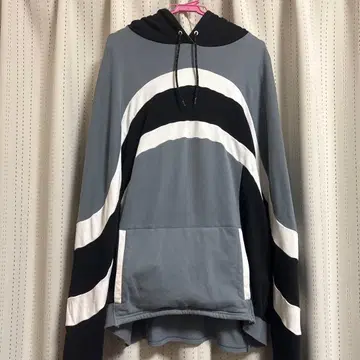 ellesse HERITAGE 후드티