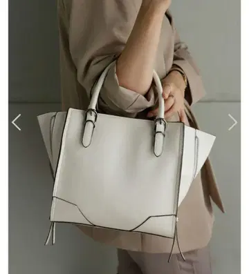 새상품 택 포함 비타페리체 2way 사이드 지퍼 숄더백