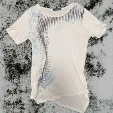 토네이도 마트 티셔츠