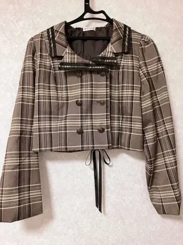 axes femme 체크 무늬 레이스업 자켓