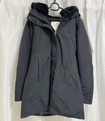 울리치 다운 자켓 블랙