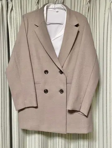 베이지 더블 브레스트 테일러드 자켓