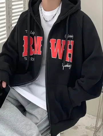 블랙 집업 후드티 큰 글자 프린트