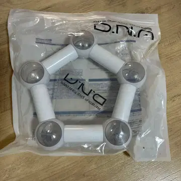 D.N.A. 육각형 응원봉 화이트
