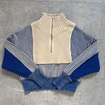 새상품급 KBF 레이어드 하프 지퍼 니트 파랑 겨울