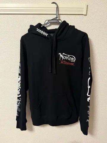 Norton 블랙 후드티