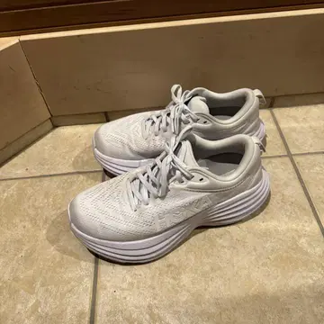 호카 본디 러닝화