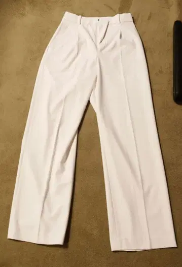 UNIQLO 턱 와이드 팬츠 S 화이트 (긴 길이)