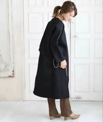 Myu 백 프릴 본딩 코트 프릴 코트