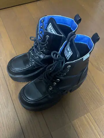 요스케 통굽 부츠 M 사이즈