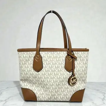 새상품급 마이클코어스 모노그램 핸드백 숄더백 브라운