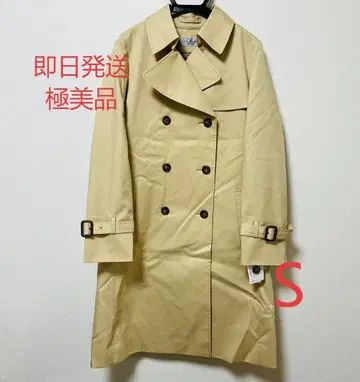 베이지 더블 브레스트 트렌치코트 S 사이즈