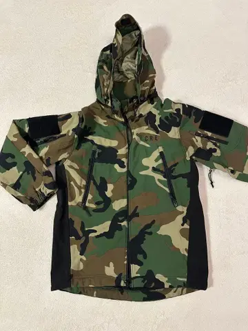 카모플라쥬 후드 부착 밀리터리 자켓 M 사이즈