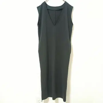 클래식 엘프 블랙 V넥 슬리브리스 롱 원피스 M 뒷면 슬릿