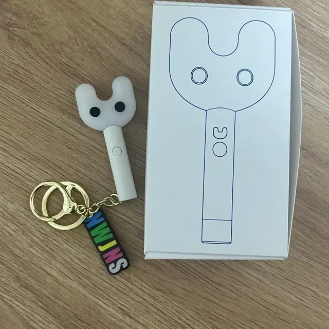 뉴진스 응원봉 빙키봉 미니키링