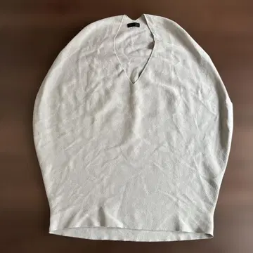 Aya 라이트 그레이 V넥 슬리브리스