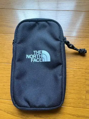 새상품급 THE NORTH FACE 블랙 숄더백