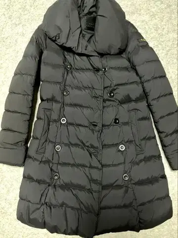타트라스 다운 코트 L 03 아고냐