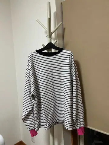 kastane WHIMSIC 멀티 보더 롱 슬리브 T셔츠