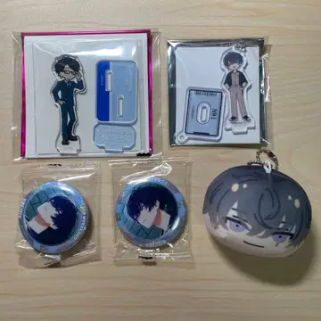 18TRIP 에이트리 총운첨 아크릴 스탠드 캔 배지 4점