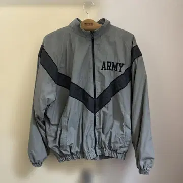 vintage US 밀리터리 ARMY 트레이닝 자켓 L~XL 사이즈 상당