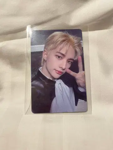 stray kids 전시회 구매 혜택 트레이딩 카드 현진