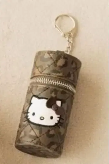 산리오 헬로키티 카모플라쥬 케이스