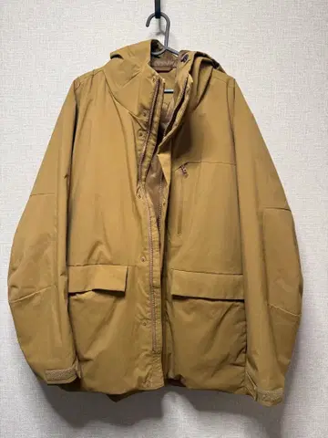 유니클로 하이브리드 다운 후드티 사이즈 XL