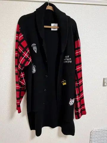 LiSA ROY reflect overjoy 소매 체크 니트 아우터