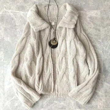 510 휴먼 우먼 알파카 혼방 케이블 니트 가디건