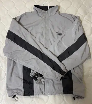 younger song 나일론 자켓 M