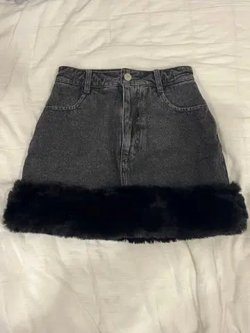 Darich 포인트 퍼 데님 미니스커트