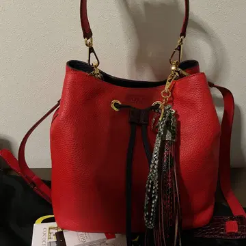 개점 세일 미사용 새상품 새상품급 코코 럭스 가죽 로고 바게트 백