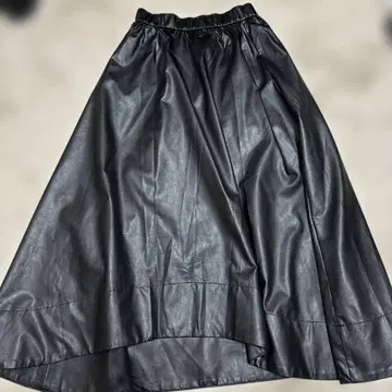 Mila Owen 인조 가죽 스커트