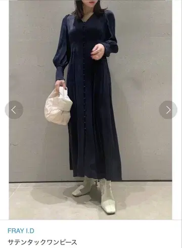 [ 새상품급 ] FRAY I.D 새틴 턱 원피스