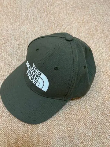 THE NORTH FACE 올리브 캡 새상품급