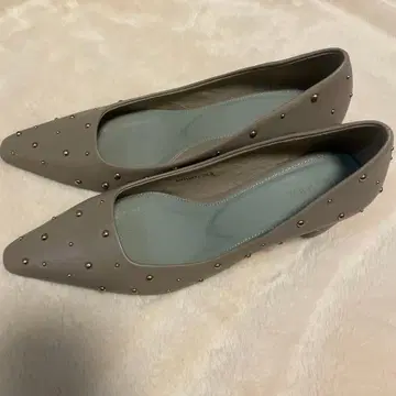 RANDA 스터드 펌프스 24am ( BE )