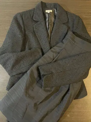블랙 자켓 스커트 세트