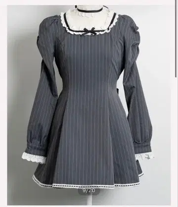 pium 초커 달린 코튼 프릴 긴팔 원피스