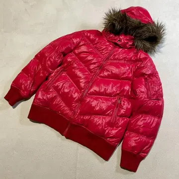 선착순 유니클로 퍼 포함 다운 자켓 남성용 XL 사이즈 레드