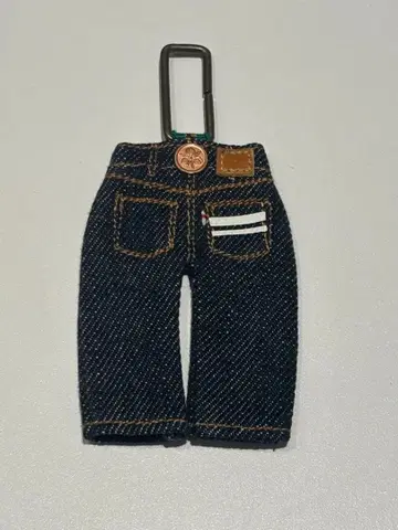 모모타로 진즈 키링