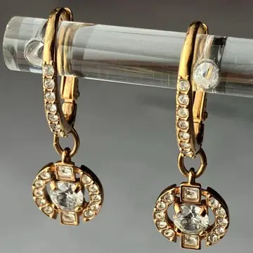 스와로브스키 큐빅 귀걸이