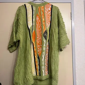 COOGI 그린 컷오프 스웨터